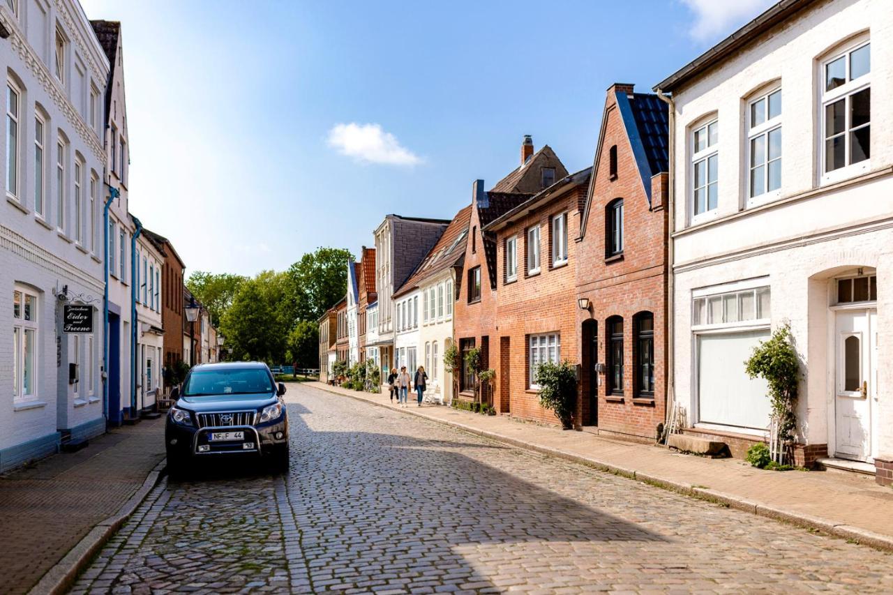 Altstadt Apartments Friedrichstadt Dış mekan fotoğraf